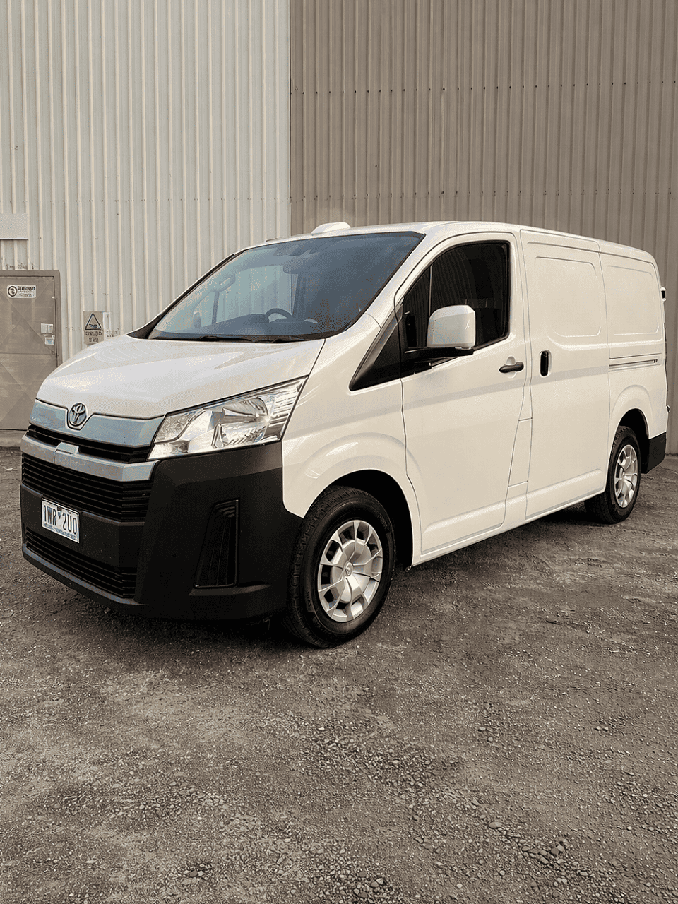Toyota Haice Minibus new 1